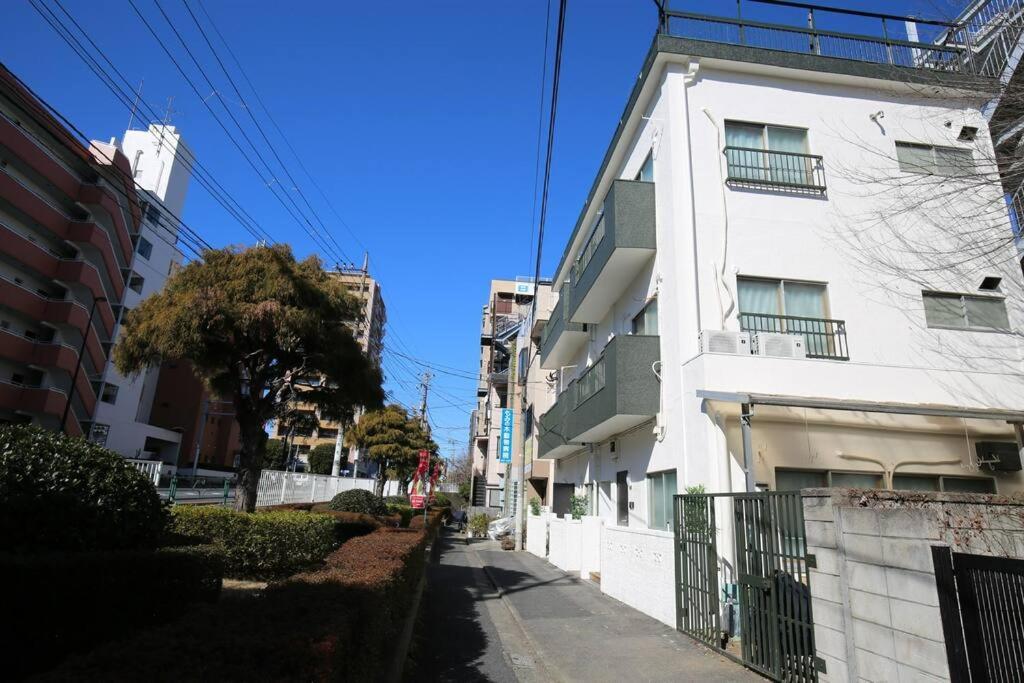 Edogawa Japanese Style 101 Has Direct Access To Akihabara And Shinjuku, With Convenient Transportation And Free Wifi Apartment
